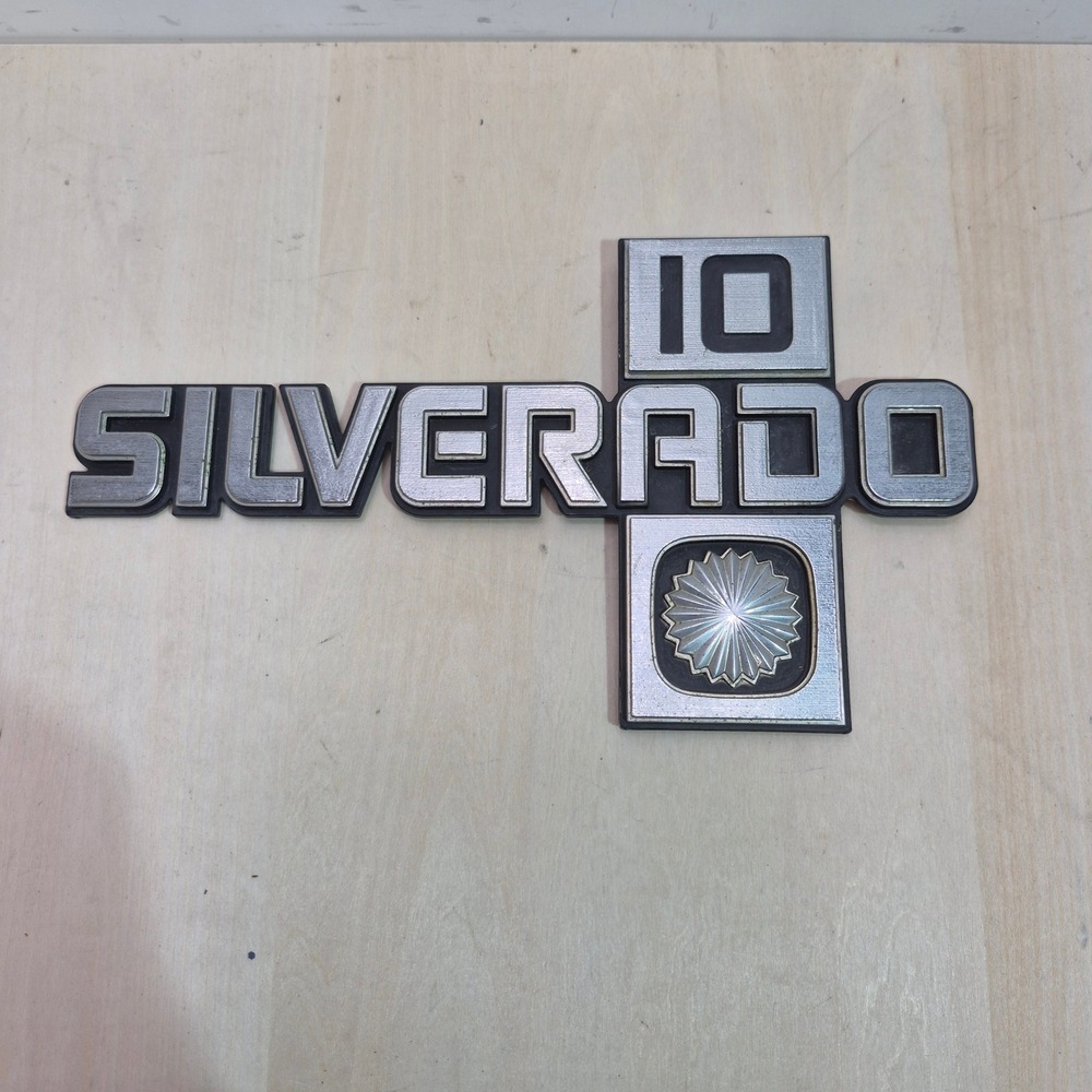 Vintage Chevy Silverado 10 Fender Emblem Badge 14026451-10 Silver Black